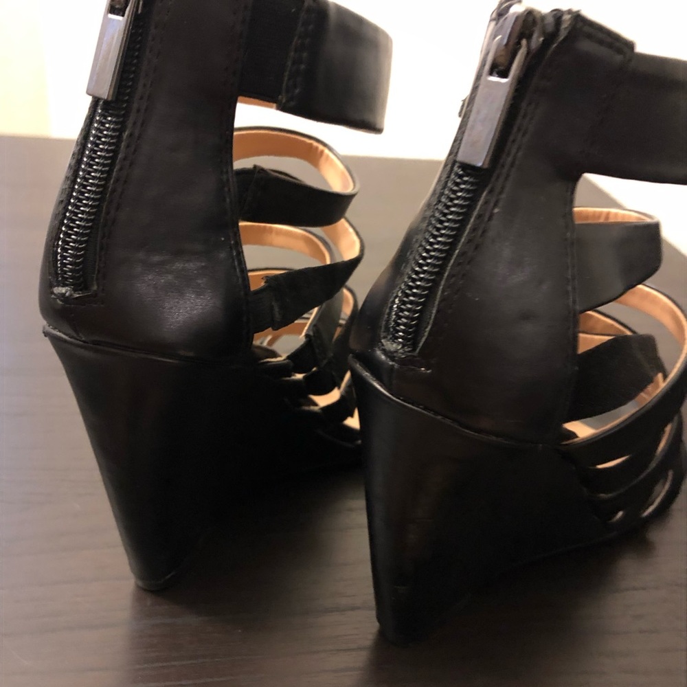 Express Wedge Sandals - Picture 3 of 5
